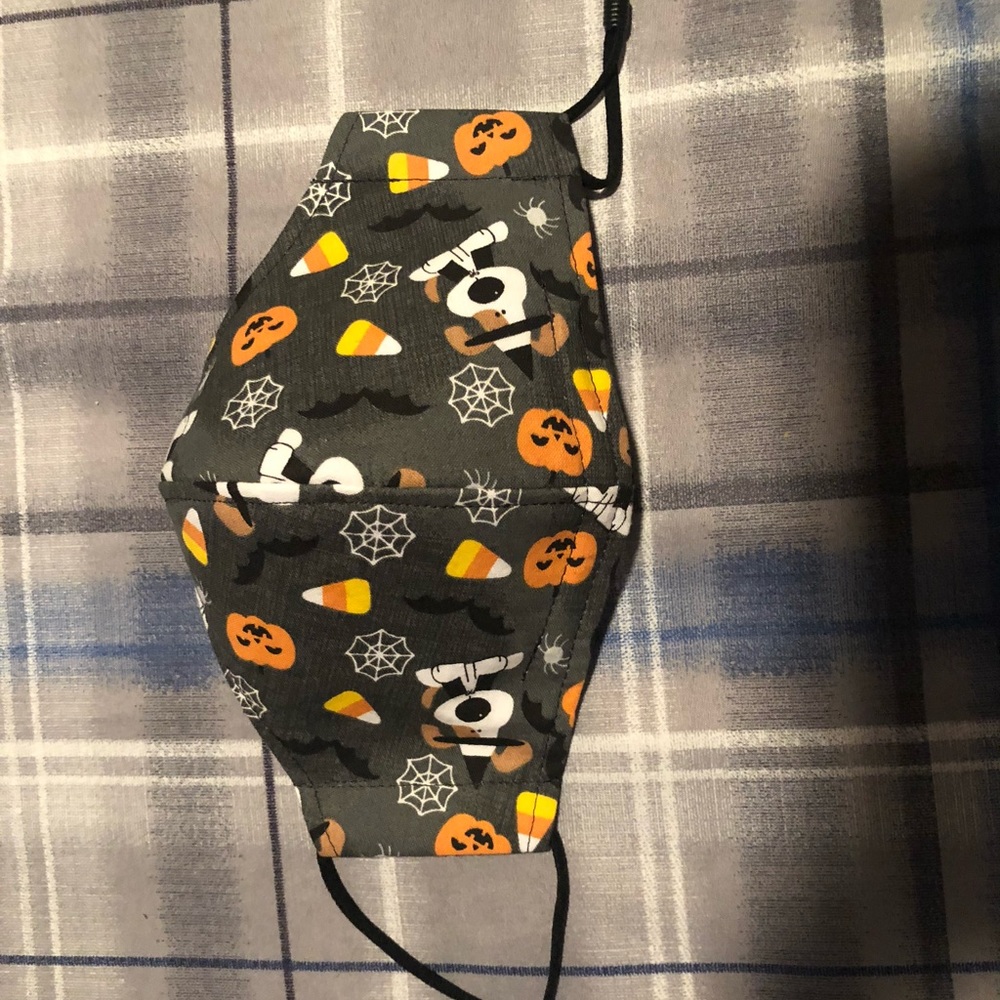 New custom facemask. Halloween. $15